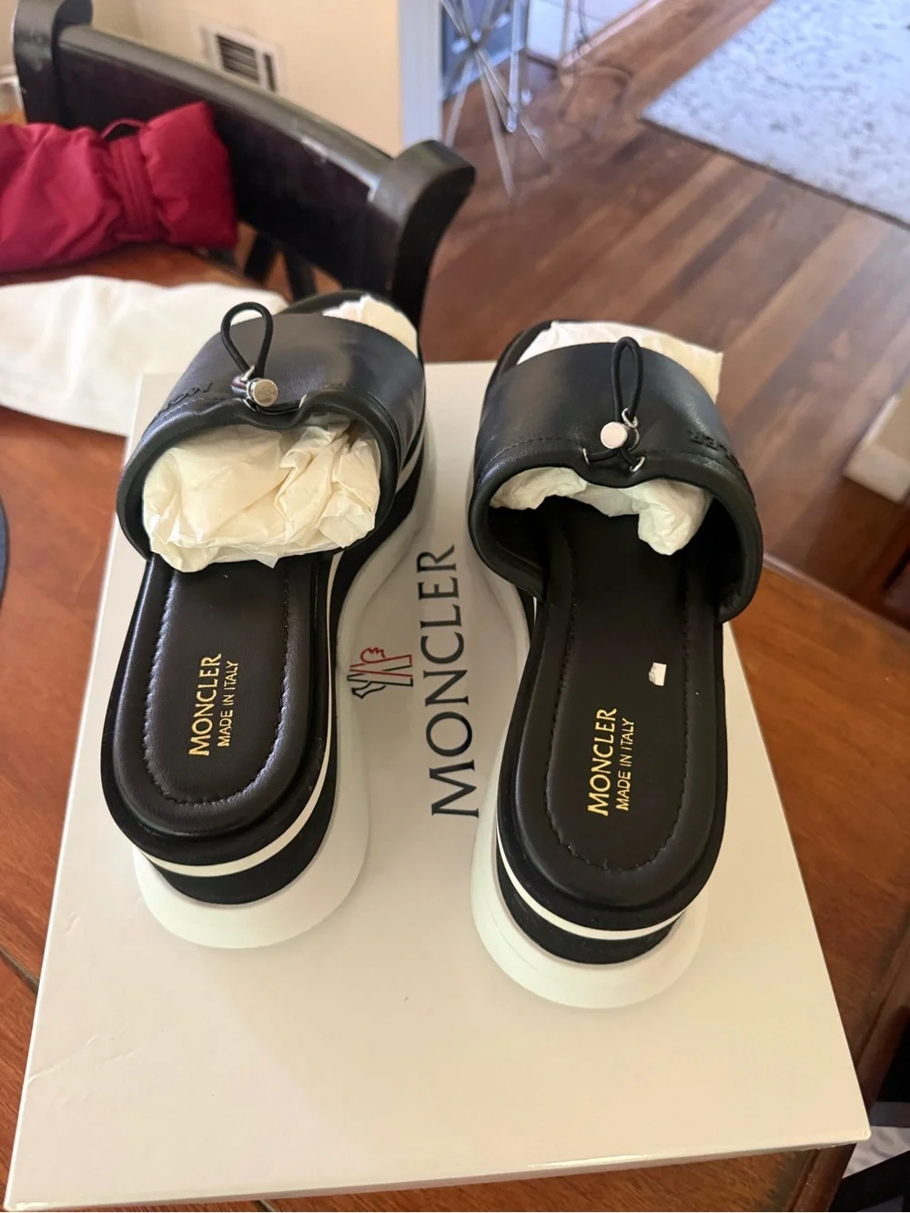 Gorgeous Guaranteed Authentic Moncler Zaira Platform Leather Slides